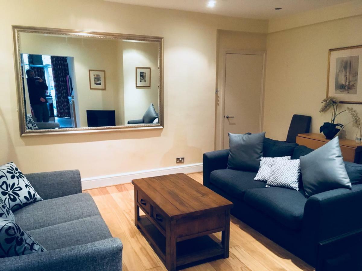 Large 2 Bedroom 2 Bathroom Apartment In Westminster Лондон Екстер'єр фото